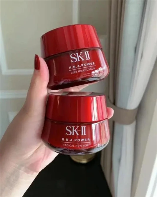 「千元级」面霜排行，兰蔻菁纯紧致淡纹，SK2大红瓶抗老效果好， 面霜 第4张