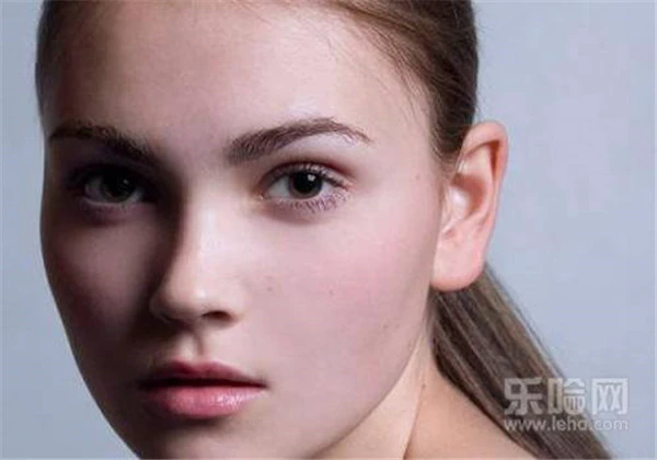 去角质对黑头有用吗，乱用小心皮肤变脆弱 护肤 第4张