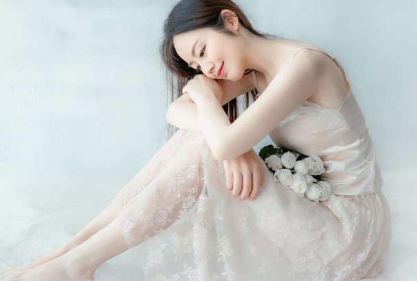 胡萝卜含大量胡萝卜素，有助于减少皱纹细腻皮肤 胡萝卜 皮肤 第1张