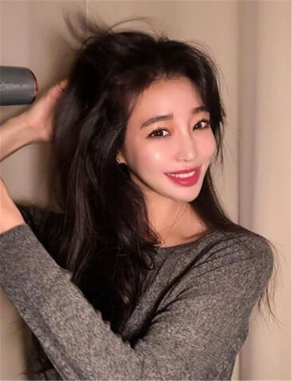 不需要发根烫也可以蓬松一整天，发根蓬松TIPS让发根站得更稳 发根烫 蓬松 第4张