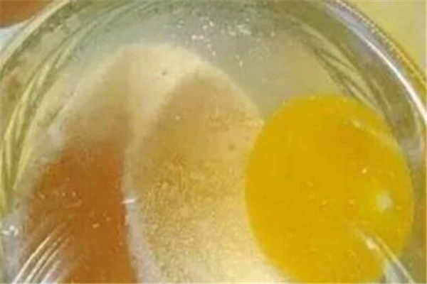 不良习惯造成肤色暗沉，香蕉捣碎涂抹细腻光滑 香蕉 暗沉 第2张