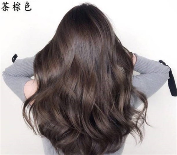 皮肤偏黄适合染什么颜色头发 染发 皮肤偏黄 美妆 第1张