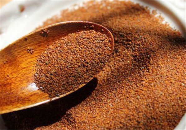 敷完海藻面膜不洗脸会堵塞毛孔，贴了面膜后要不要洗脸 海藻面膜 堵塞毛孔 第1张