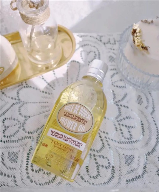 香甜女孩洗澡必备，甜过冰淇淋 欧舒丹 沐浴油 第1张