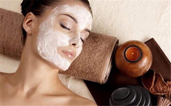 美白技巧清洁皮肤是基础，敷面膜不宜时间过长影响肌肤呼吸 美白 技巧 第1张