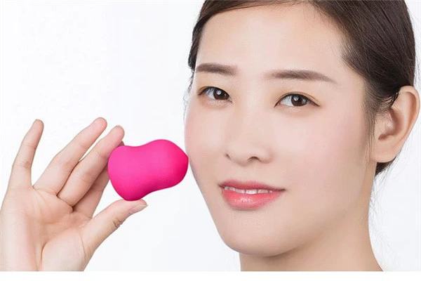 隔离霜如何用，用美妆蛋VS用手 隔离霜 第2张