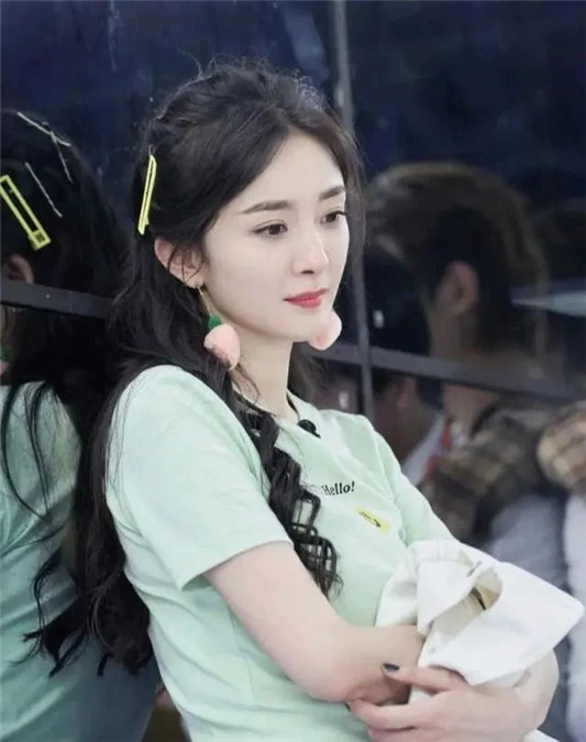 你适合「齐刘海」还是「露额头」简单几点就能判断,别影响颜值 发型 第3张 你适合「齐刘海」还是「露额头」简单几点就能判断,别影响颜值 发型 第3张