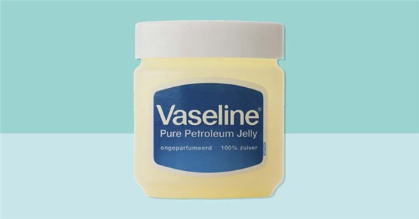 没有卸妆水怎么卸妆，有这7种替代品可以选择 卸妆 卸妆水 卸妆液 第1张