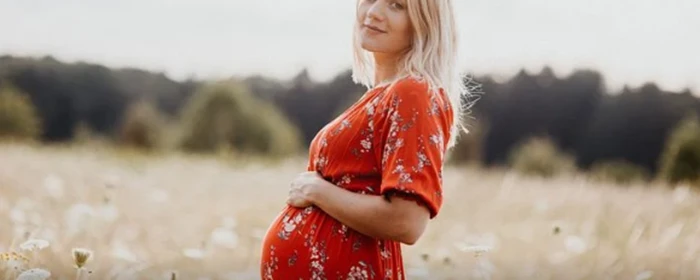 生完孩子头发掉的厉害怎么回事 掉头发 美妆 第3张