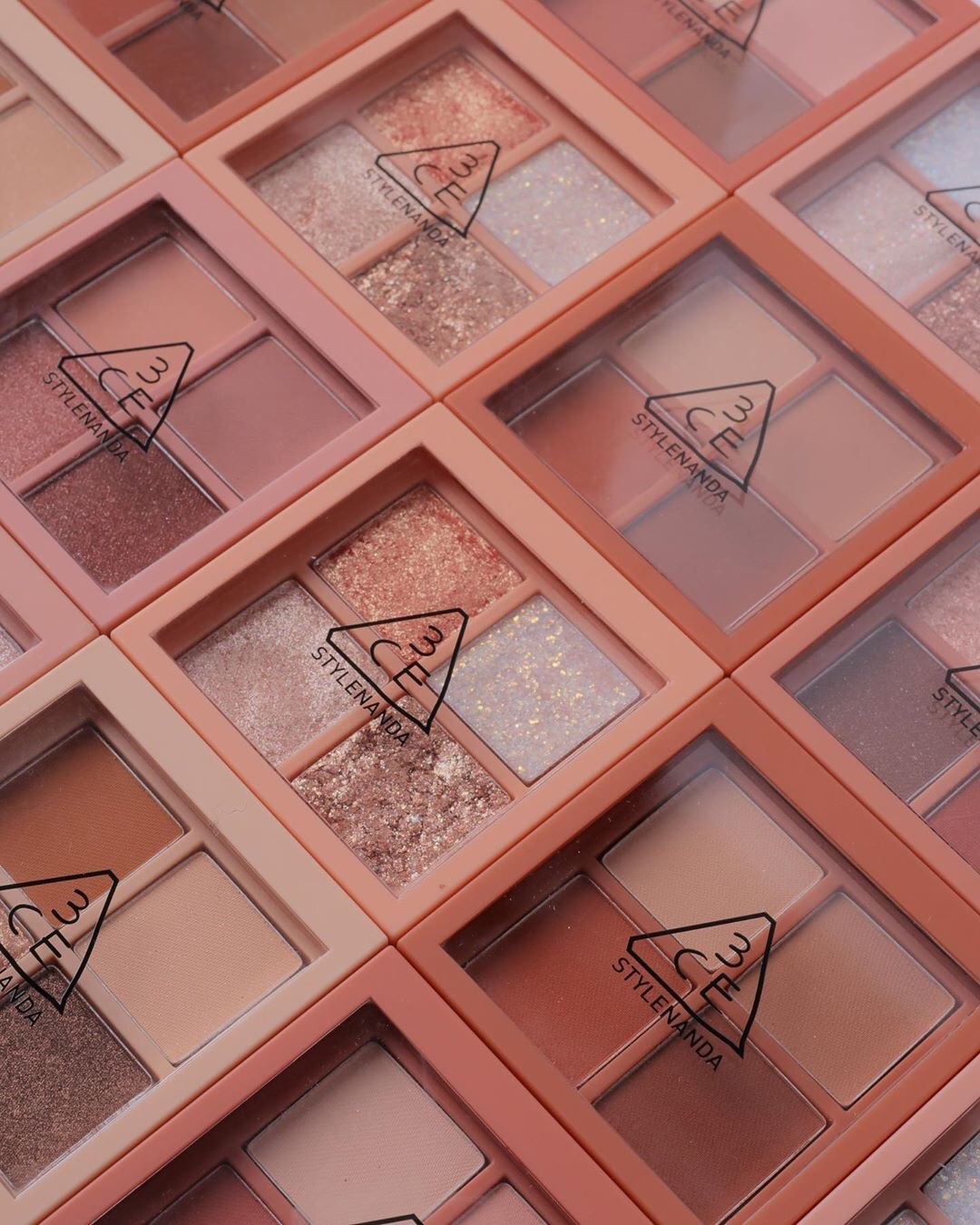 新品周报，彩妆新发现，这些联名竟藏了那么多「小心机」 评评测测 新品周报 彩妆速递 美妆 第1张