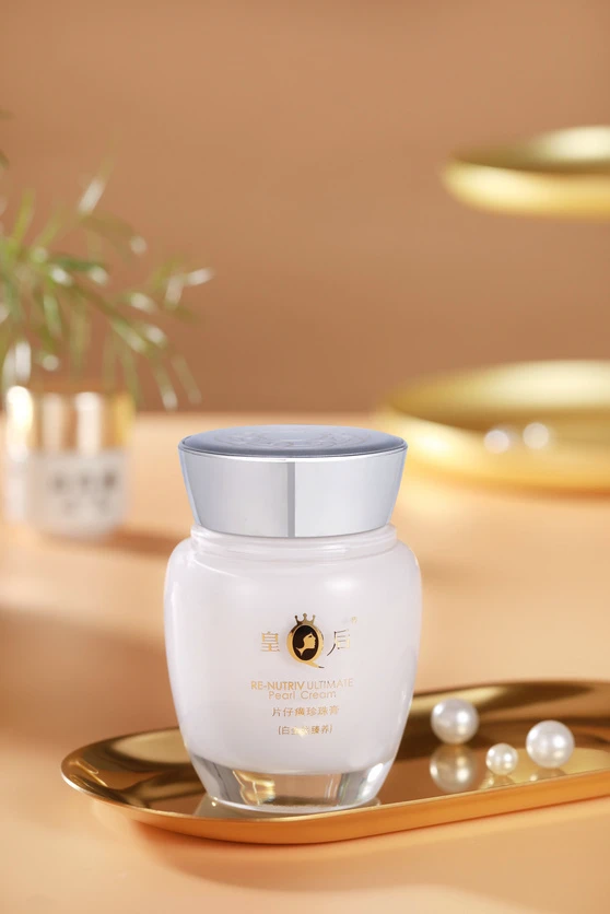 片仔癀白金级珍珠膏获评2019瑞丽美容大赏人气单品 片仔癀 珍珠膏 瑞丽美容大赏 美妆 第4张