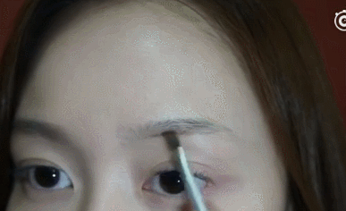 酒红色与大地色眼妆打造秋冬时尚温暖感 酒红色 大地色 第14张