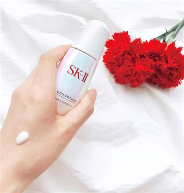 女生选择的几款美白精华液都有哪些呢 女生 精华液 第2张