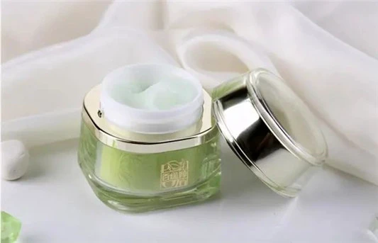 相宜本草、百雀羚、玉泽的4款超市面霜，抗皱+保湿，关键是平价 面霜 第5张