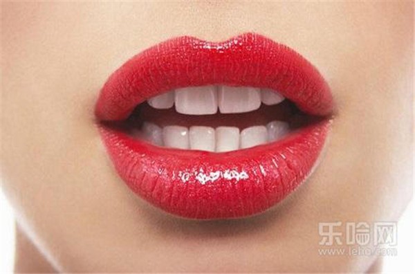 漂唇颜色太红怎么办 护肤 第1张