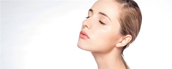 使用洗面奶之后应该使用什么，洗面奶洗脸的正确手法 护肤 第1张