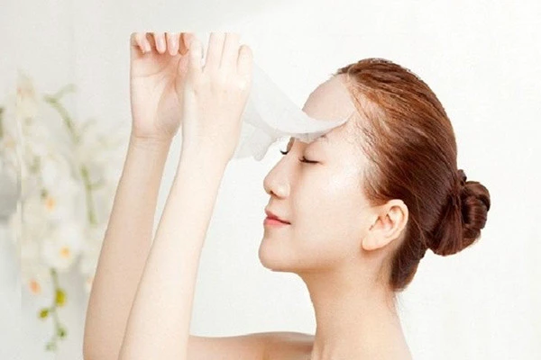 用完清洁面膜可以马上再用水面膜吗，有什么要注意的 面膜 第2张