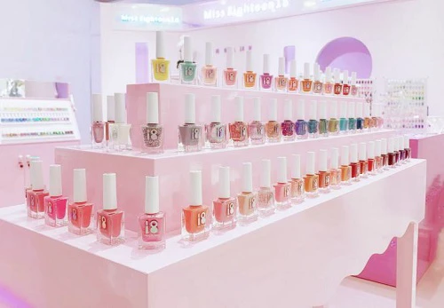 MissEighteen18品牌故事 品牌 MissEighteen 美妆 第6张