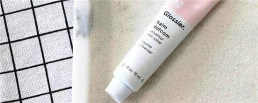 唇膏和凝露哪个先用 尚之潮 时尚生活 时尚 时尚网 生活网 生活 娱乐八卦 明星 第3张