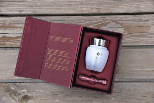 片仔癀白金级珍珠膏获评2019瑞丽美容大赏人气单品 片仔癀 珍珠膏 瑞丽美容大赏 美妆 第5张