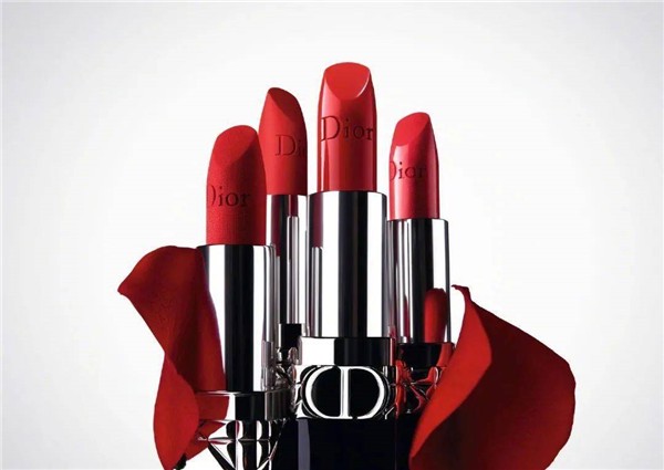 迪奥蓝金唇膏收割彩妆亮点，口红外壳充满高级 迪奥 唇膏 第1张