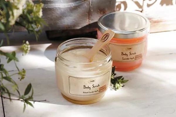 磨砂膏和去角质哪个好一些，两者有什么区别 角质 第1张