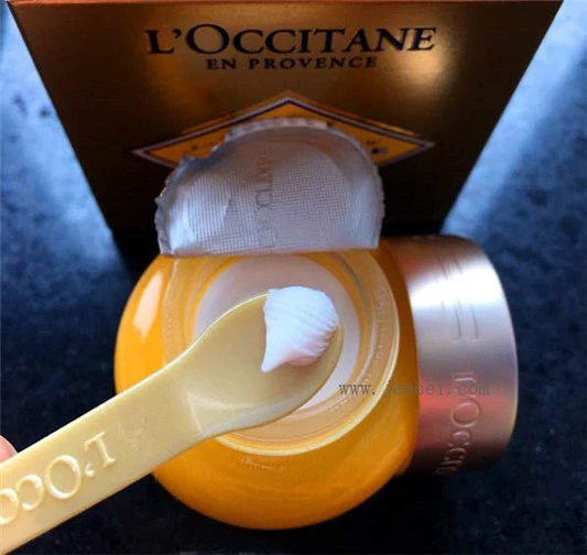 欧舒丹赋颜御龄紧致眼霜怎么样,欧舒丹赋颜御龄紧致眼霜使用测评 欧舒丹 眼霜 第4张 欧舒丹赋颜御龄紧致眼霜怎么样,欧舒丹赋颜御龄紧致眼霜使用测评 欧舒丹 眼霜 第4张