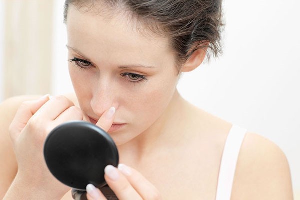 闭合性粉刺形成的原因，闭合性粉刺是怎么长出来的 闭合 第1张