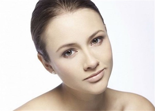 身体肝胆功能不好会影响脸部皮肤，改变皮肤症状先调养身体 身体 皮肤 第1张