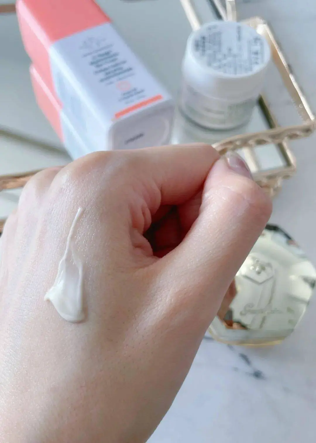 娇兰眼霜修复皮肤，让眼部肌肤告别衰老 娇兰 眼霜 第15张