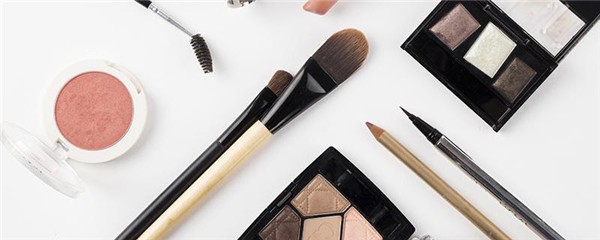 化妆品含滑石粉好吗，过期化妆品怎么扔 护肤 第1张