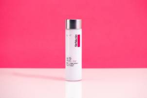 StriVectin思薇婷焕白肌光水重磅上市，拯救时光危「肌」，开启抗老新纪元 StriVectin 思薇婷 美国护肤品牌 美妆 第1张