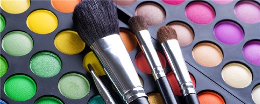 眼影盒里的阴影色是涂在哪的 眼影 盒里 阴影 在哪 第1张