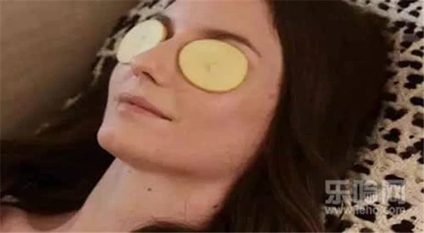 土豆敷眼睛要敷多久 护肤 第4张