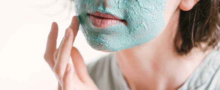 女人白天可以敷面膜吗 女人 白天 敷面膜 美妆 第1张 女人白天可以敷面膜吗 女人 白天 敷面膜 美妆 第1张