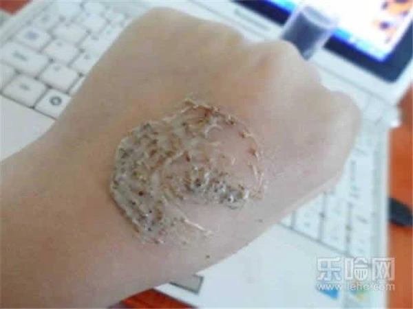 磨砂膏能去鸡皮肤吗 护肤 第6张