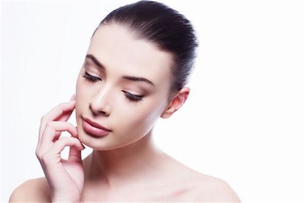 黑头和粉刺怎么去，怎么才能快速祛除黑头和粉刺呢 粉刺 第1张