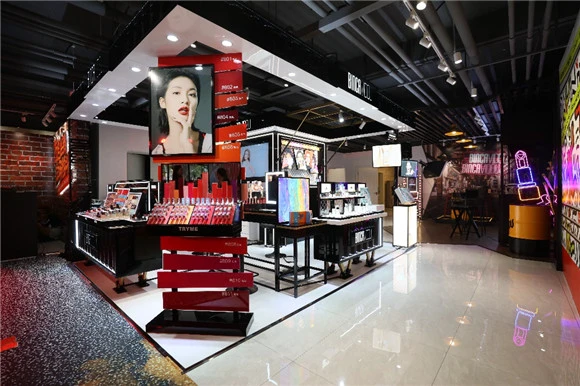 迎接潮流红利，卞卡打造最街头彩妆潮牌 彩妆 卞卡彩妆 卞卡化妆品怎么样 美妆 第4张