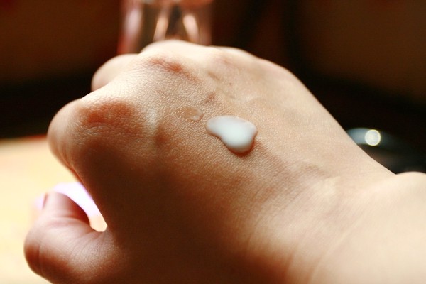 自然堂乳液好用吗，有什么样的使用心得 乳液 第1张