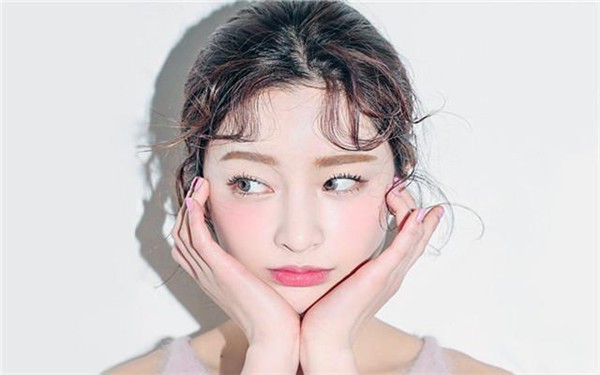 画眉做好哪些准备工作，下手轻才更加的自然 画眉 自然 第1张