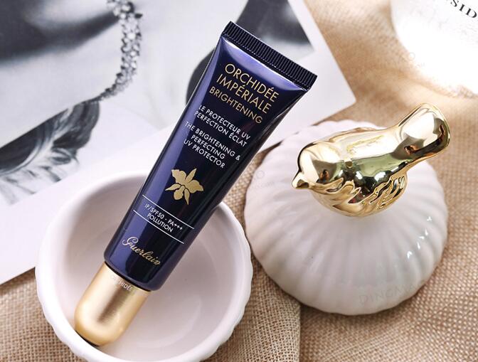 隔离哪个牌子好，贴服不浮粉干裂隔离霜排行榜 隔离霜 隔离霜排行榜 评测好用隔离霜排行榜 美妆 第1张