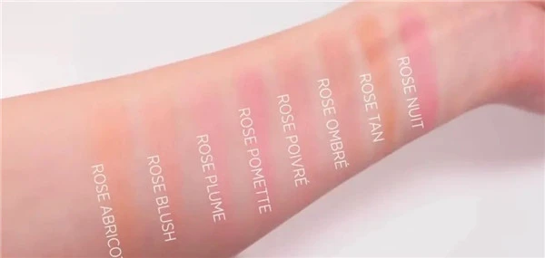 唇膏之后，Hermès 爱玛仕推出腮红，还有专用迷你手袋 Hermès 爱玛仕 腮红 第8张