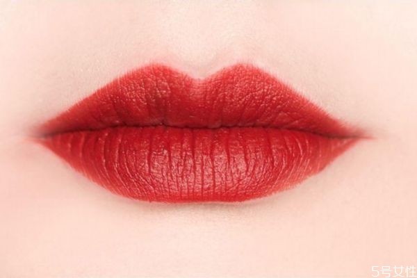 兰蔻196是什么颜色，兰蔻196是不是很干 兰蔻 口红 第1张