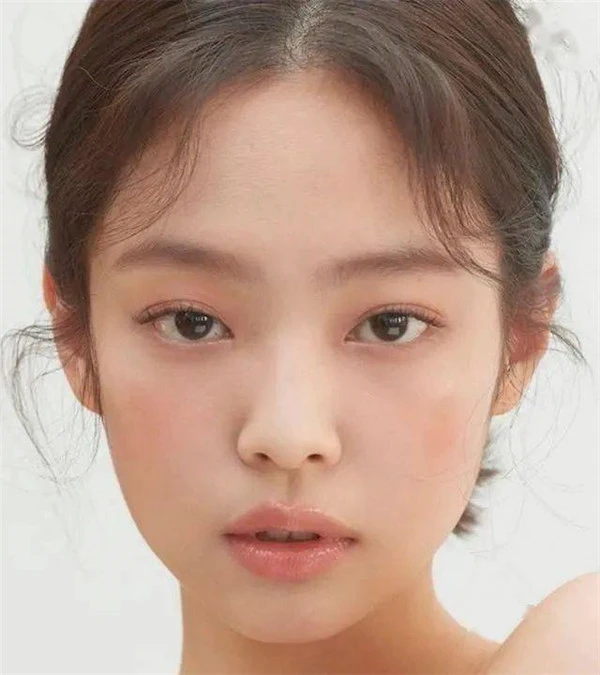 如何打造极速裸妆，简单清秀裸妆元气满满 裸妆 妆效 第13张