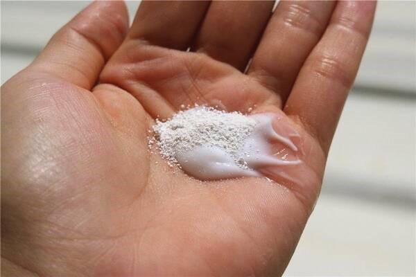 人为何会长斑,用激光祛斑一次的价格怎么样 雀斑 第1张 人为何会长斑,用激光祛斑一次的价格怎么样 雀斑 第1张