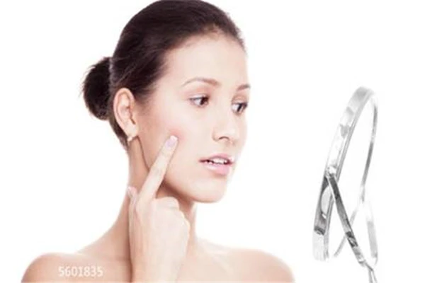 冻干粉对皮肤有补水保湿的作用，还可加速皮肤修复 冻干粉 皮肤 第3张