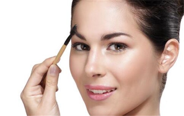 晒黑后的皮肤应该如何快速美白，可多吃能美白的食物 晒黑 美白 第2张