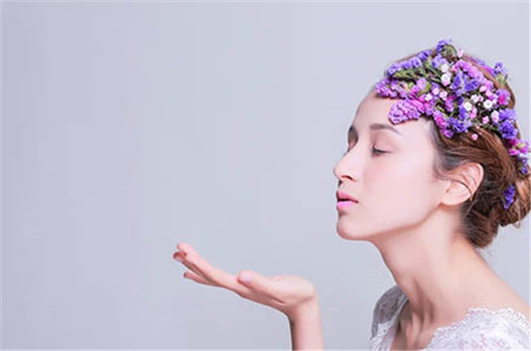 牛奶面膜的做法，可收紧肌肤增加皮肤的活力和弹性 牛奶面膜 做法 第5张