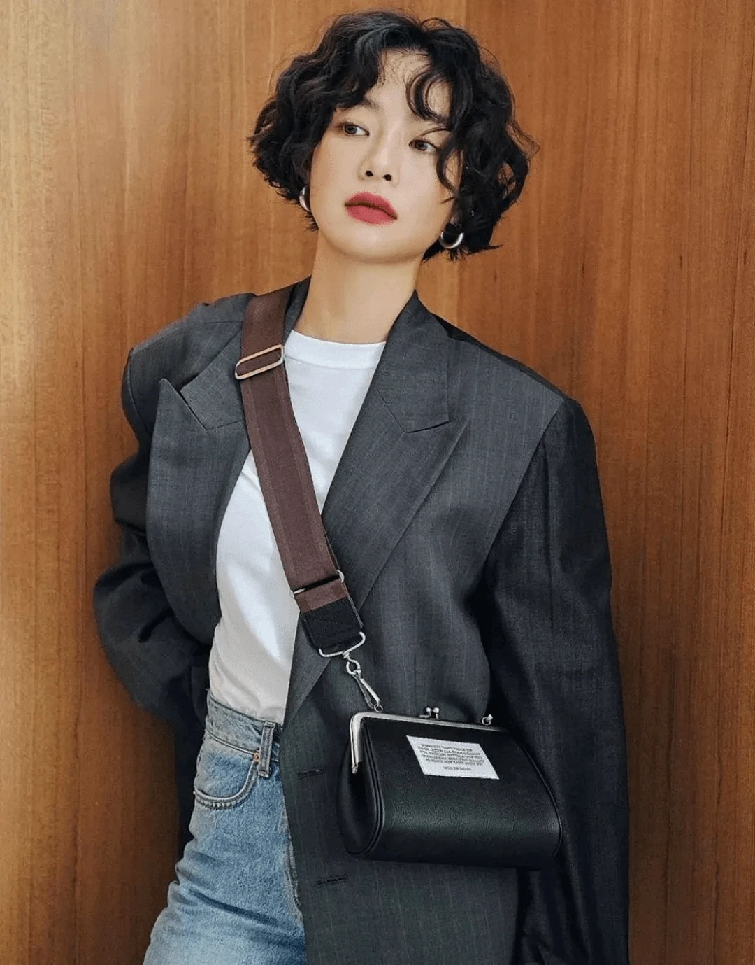 什么发质适合大波浪卷发,细软发质梳什么发型好 卷发 细软发质 第11张 什么发质适合大波浪卷发,细软发质梳什么发型好 卷发 细软发质 第11张