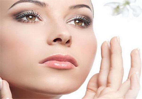 皮肤差的女生每天应该怎样做 护肤 第2张